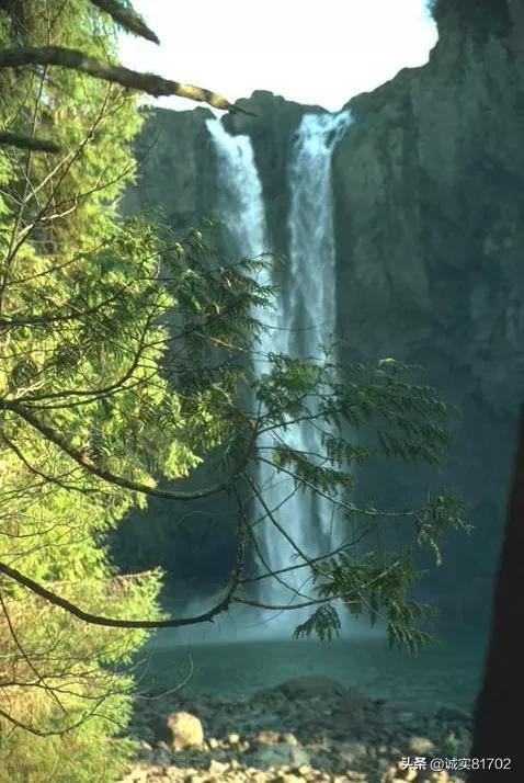 勘察队在海拔6700多米的山峰发现12岁少女尸体:已沉睡500多年